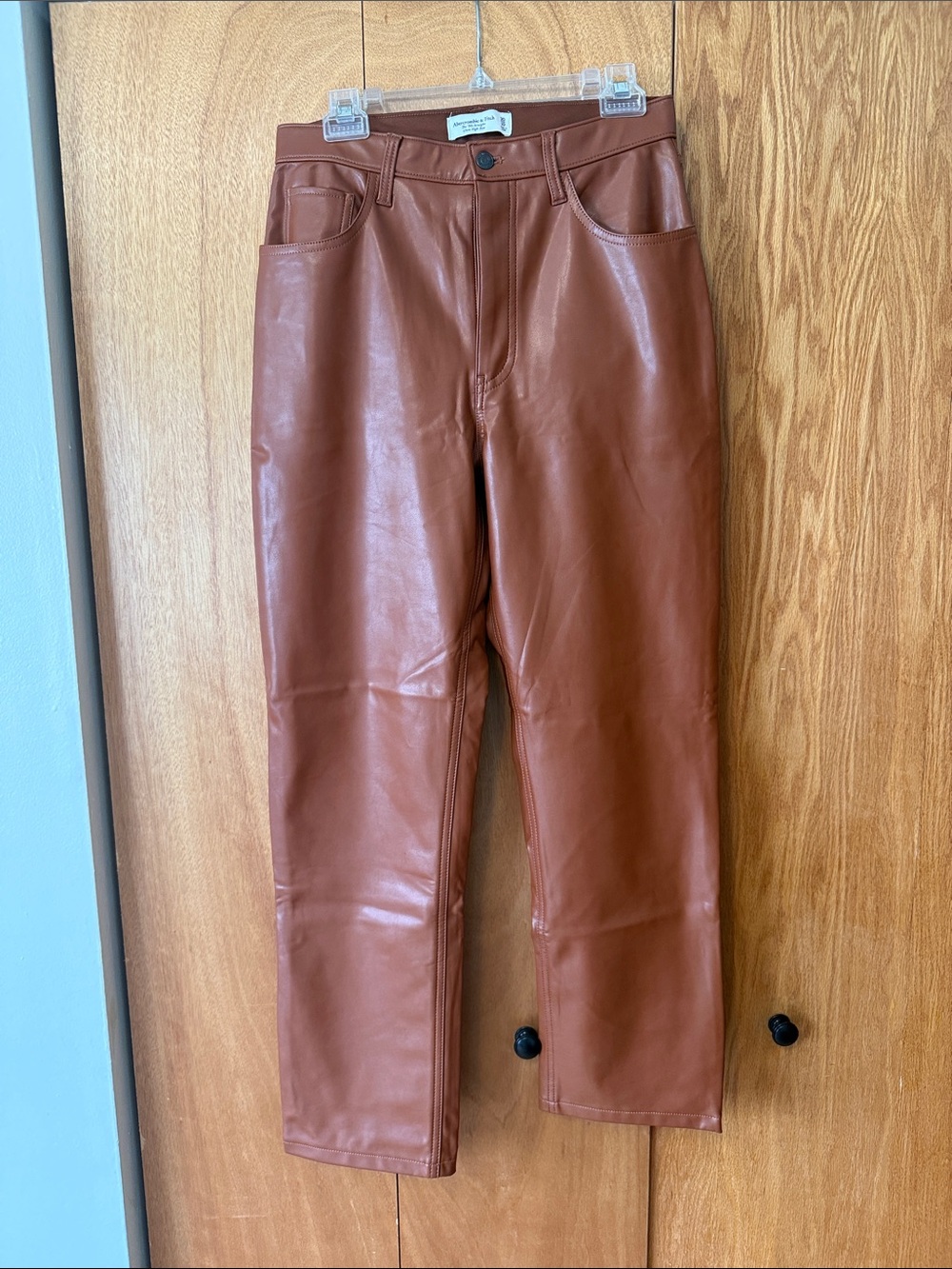 Abercrombie 90s Straight Ultra High-Rise Faux Leather Pants